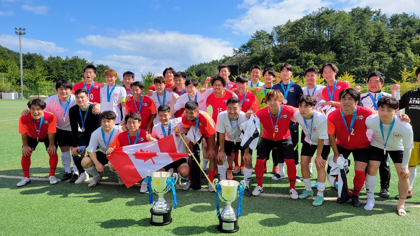 Group photo after silver medal match at 2022 Korean Olympics